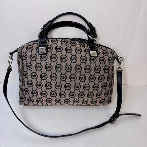 Michael Kors Calista Monogram Large Satchel GUC - Picture 2 of 16